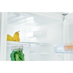 Built-in fridge and freezer 181L White Bomann KSE7812