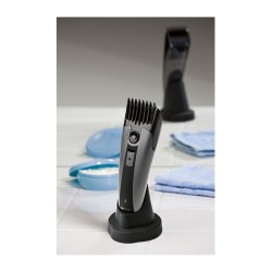 Hair and beard trimmer Clatronic HSM/R 3313 Black